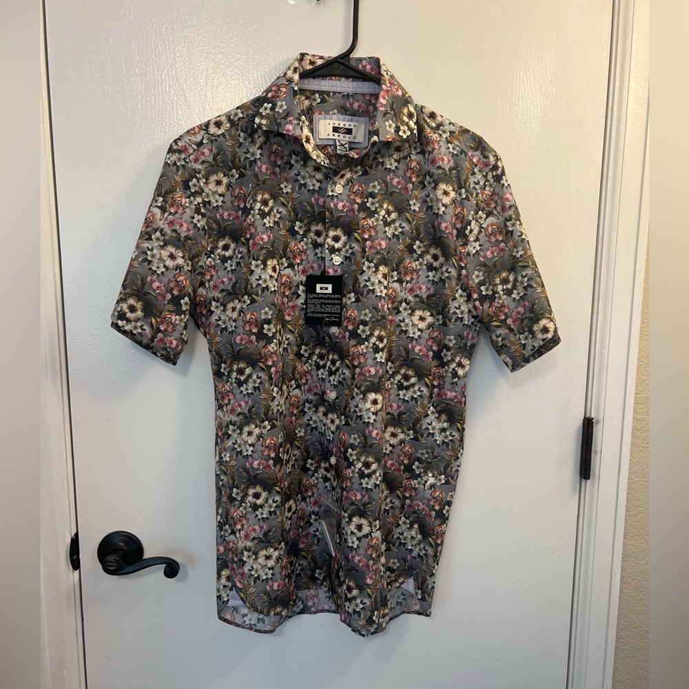 JOSEPH ABBOUD Retro Floral Short Sleeve Button Up Shirt | small